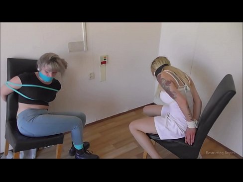 ❤️ Toksomaniulo / ligita kaj buŝoŝtopita / junulino en mizero ❤ Porno vk ĉe eo.makesexnotwar.ru ﹏